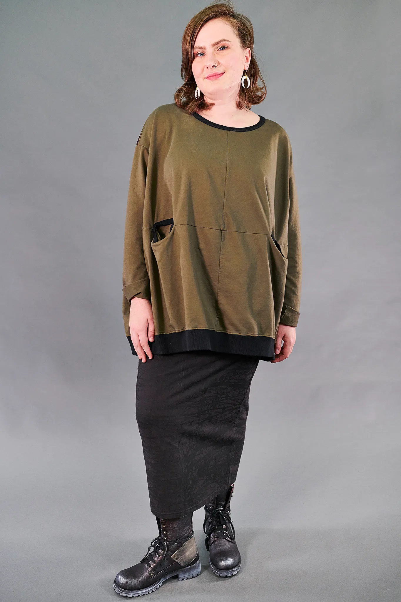 2318 Crossroads Top-Cargo-Sacred Space