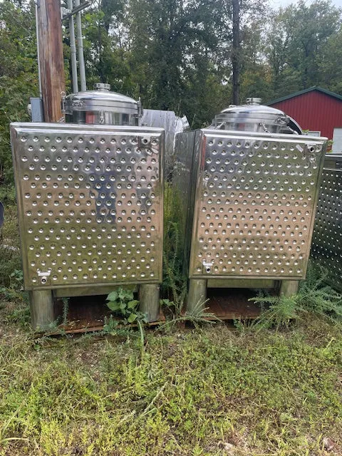 300 Gallon Closed Top Fermenter-USED
