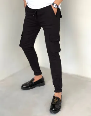 BLACK  CARGO STYLYEE POCKET AND STRETCHABLE TROUSER