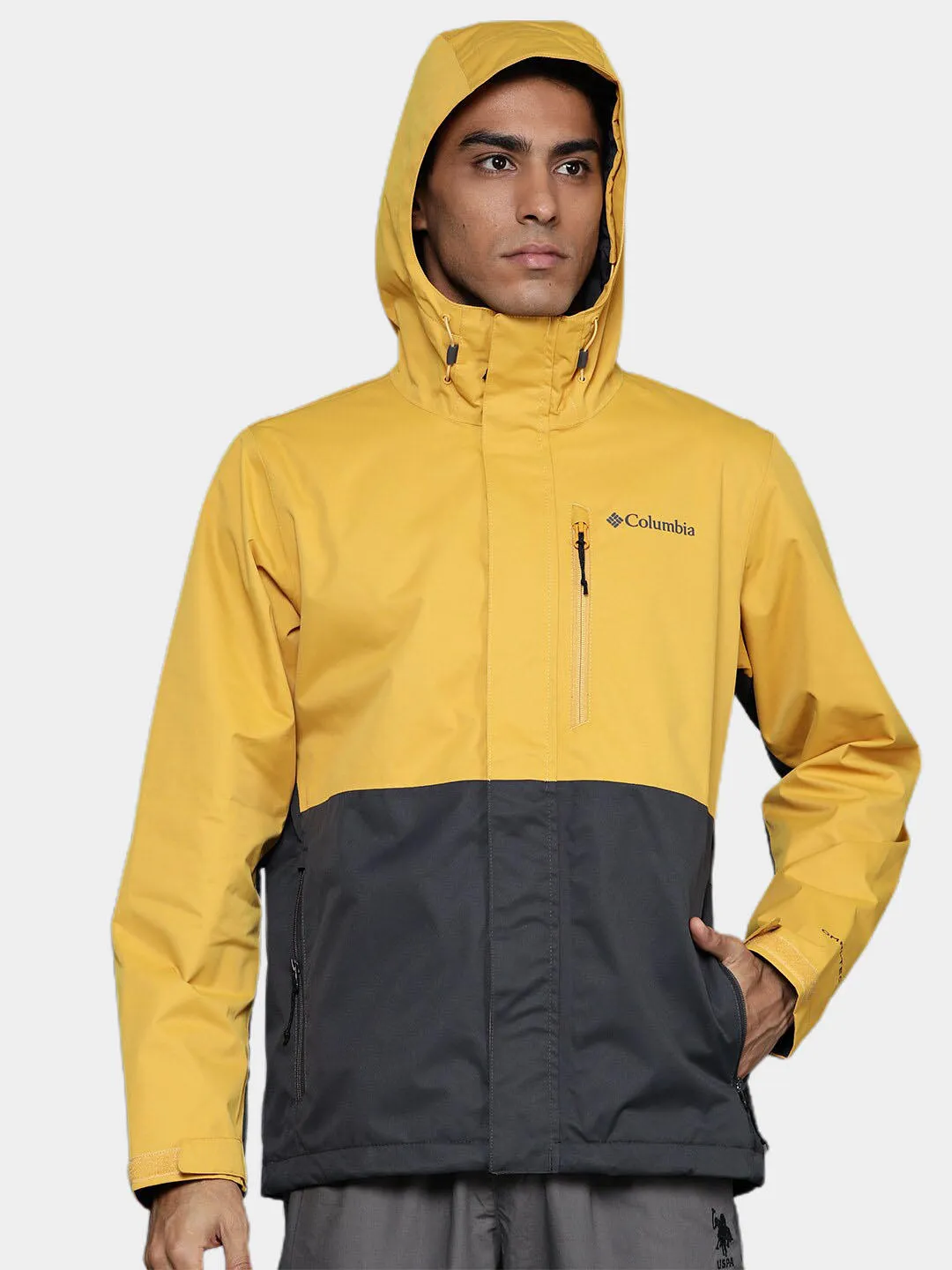 Columbia Men Yellow Hikebound Rain Jacket