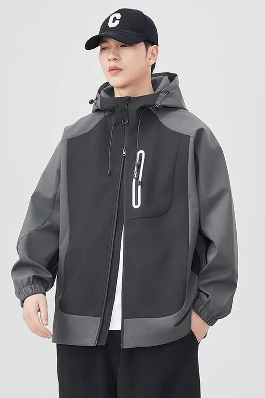 Comfortable and stylish windproof rain jacket in patchwork design
