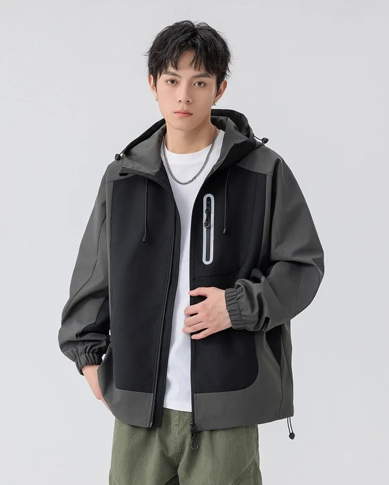 Comfortable and stylish windproof rain jacket in patchwork design