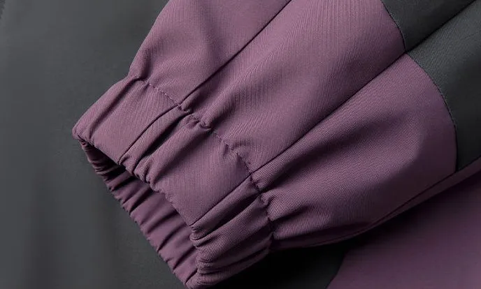 Comfortable and stylish windproof rain jacket in patchwork design