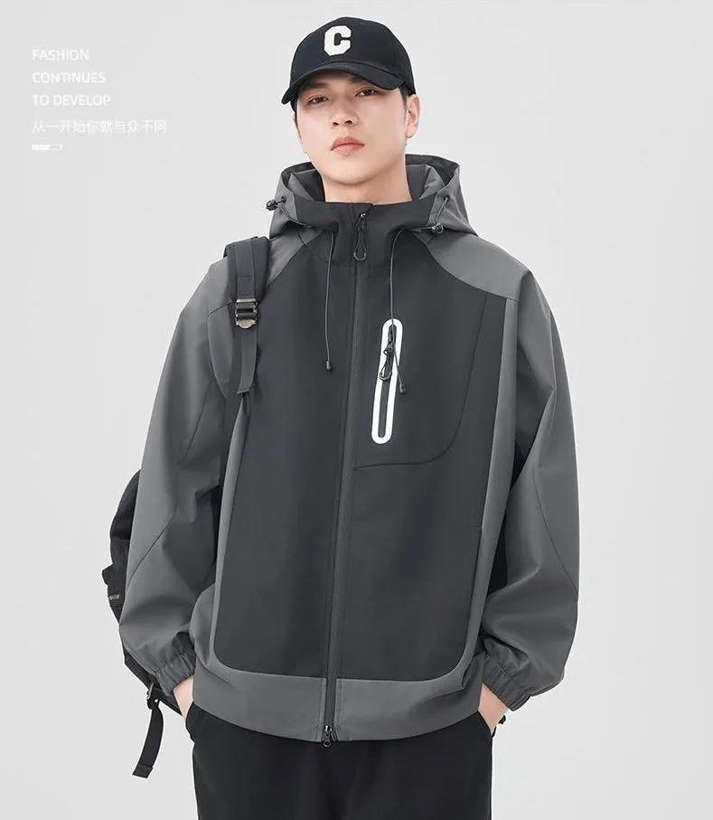 Comfortable and stylish windproof rain jacket in patchwork design