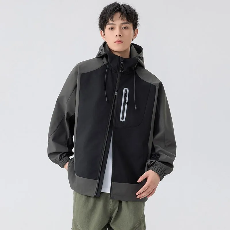 Comfortable and stylish windproof rain jacket in patchwork design
