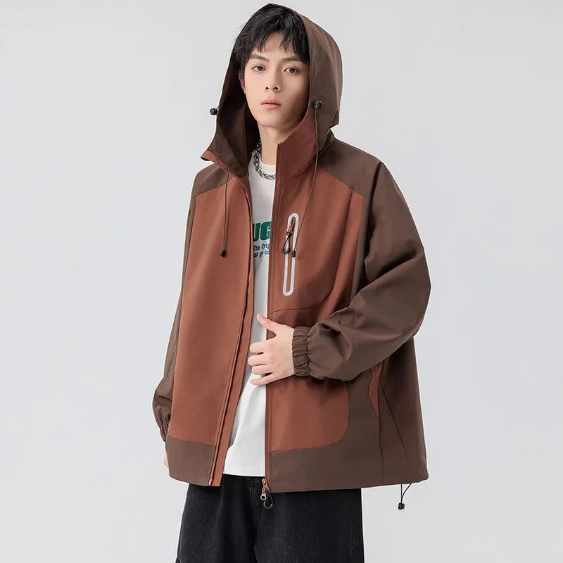 Comfortable and stylish windproof rain jacket in patchwork design