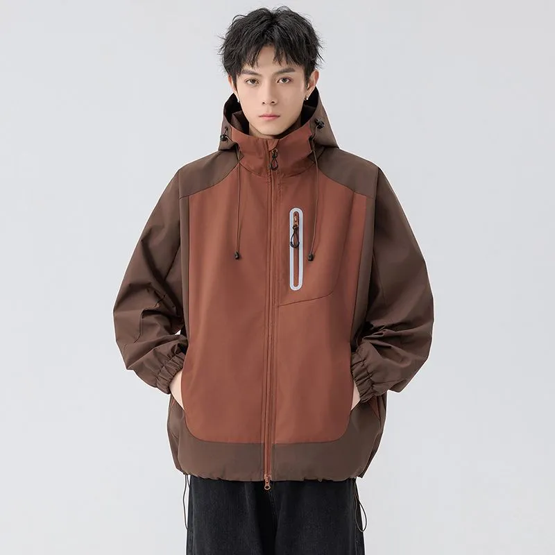 Comfortable and stylish windproof rain jacket in patchwork design
