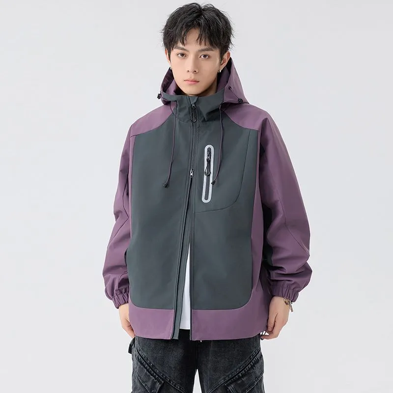 Comfortable and stylish windproof rain jacket in patchwork design