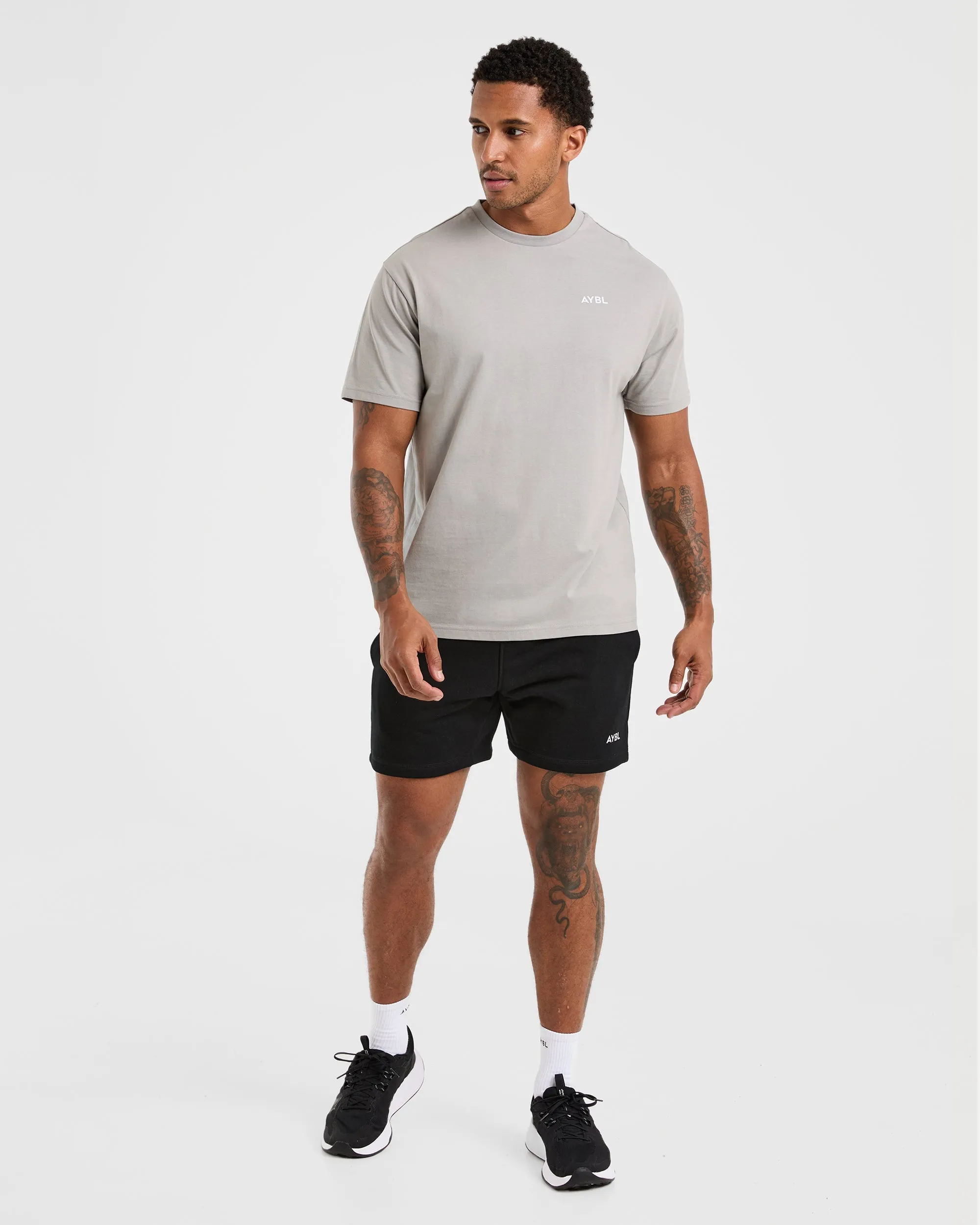 Essential Lightweight 5" Shorts - Schwarz