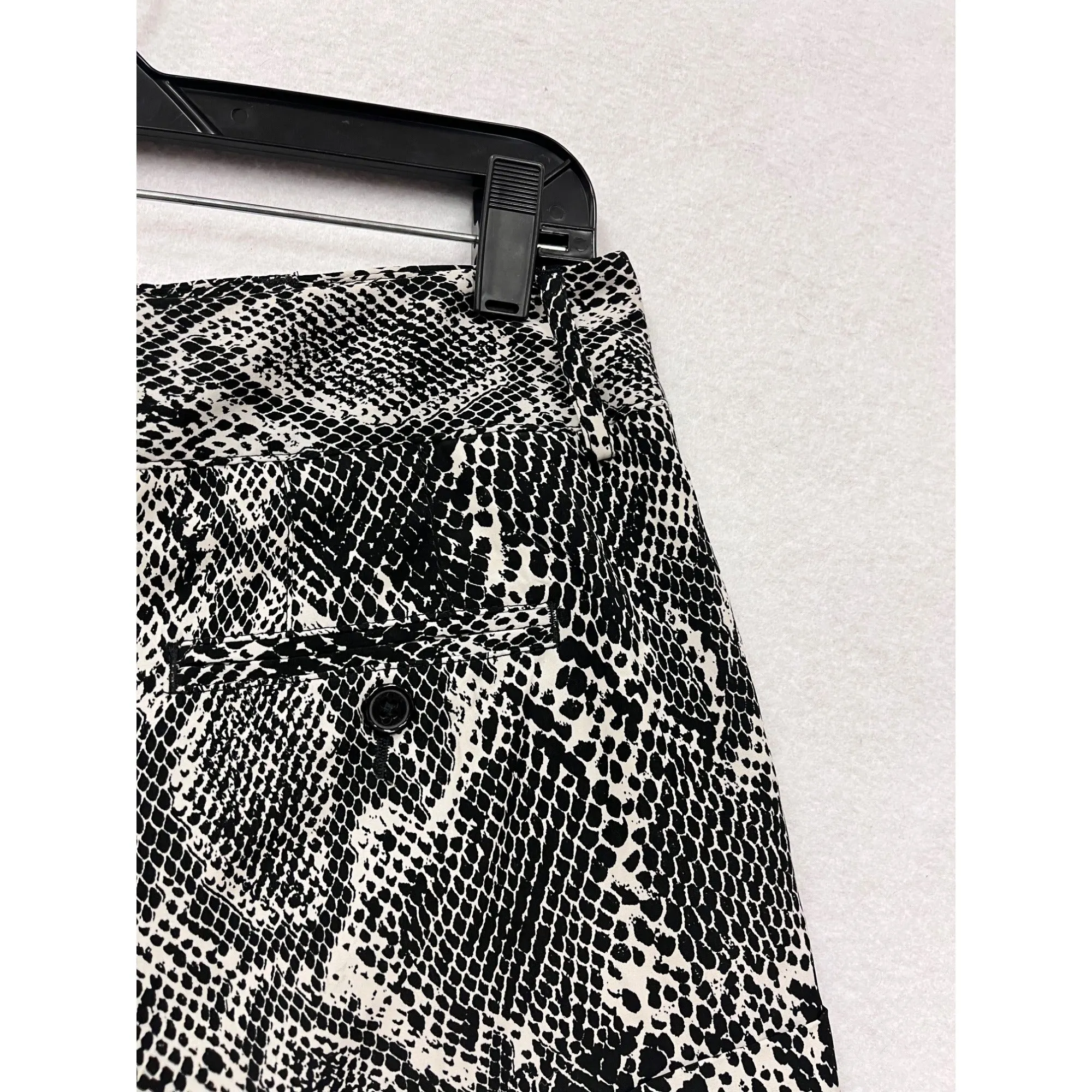 Express Womens Snake Print Shorts Size 2 #6412