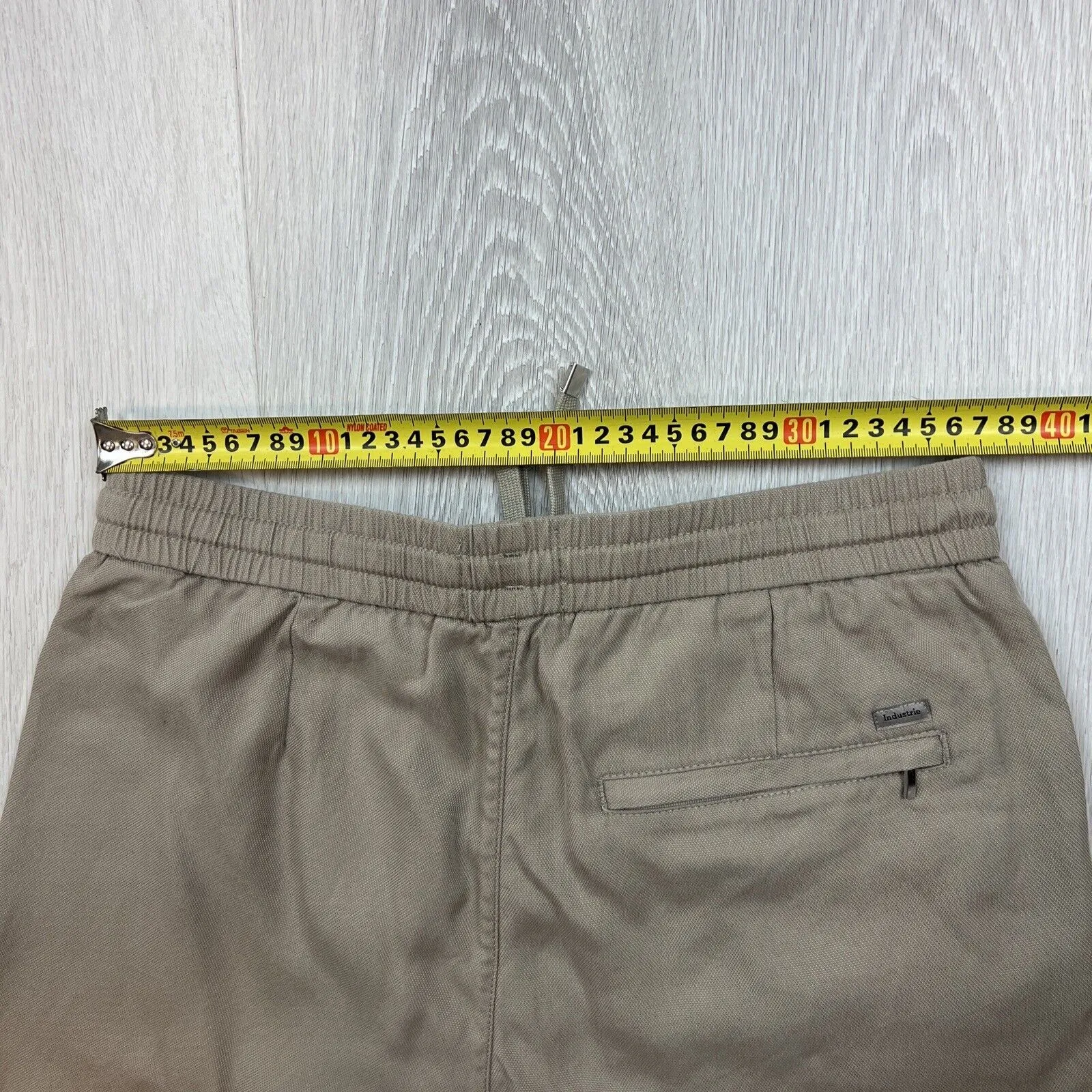 Industrie Mens Beige Shorts Size Small