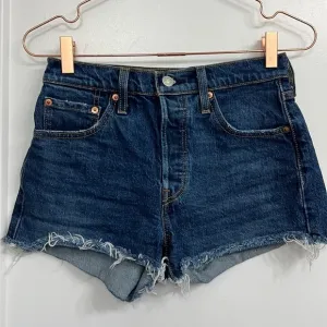 LEVI’S BUTTONFLY 501 JEAN SHORTS