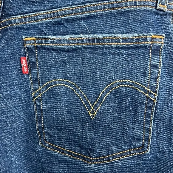 LEVI’S BUTTONFLY 501 JEAN SHORTS
