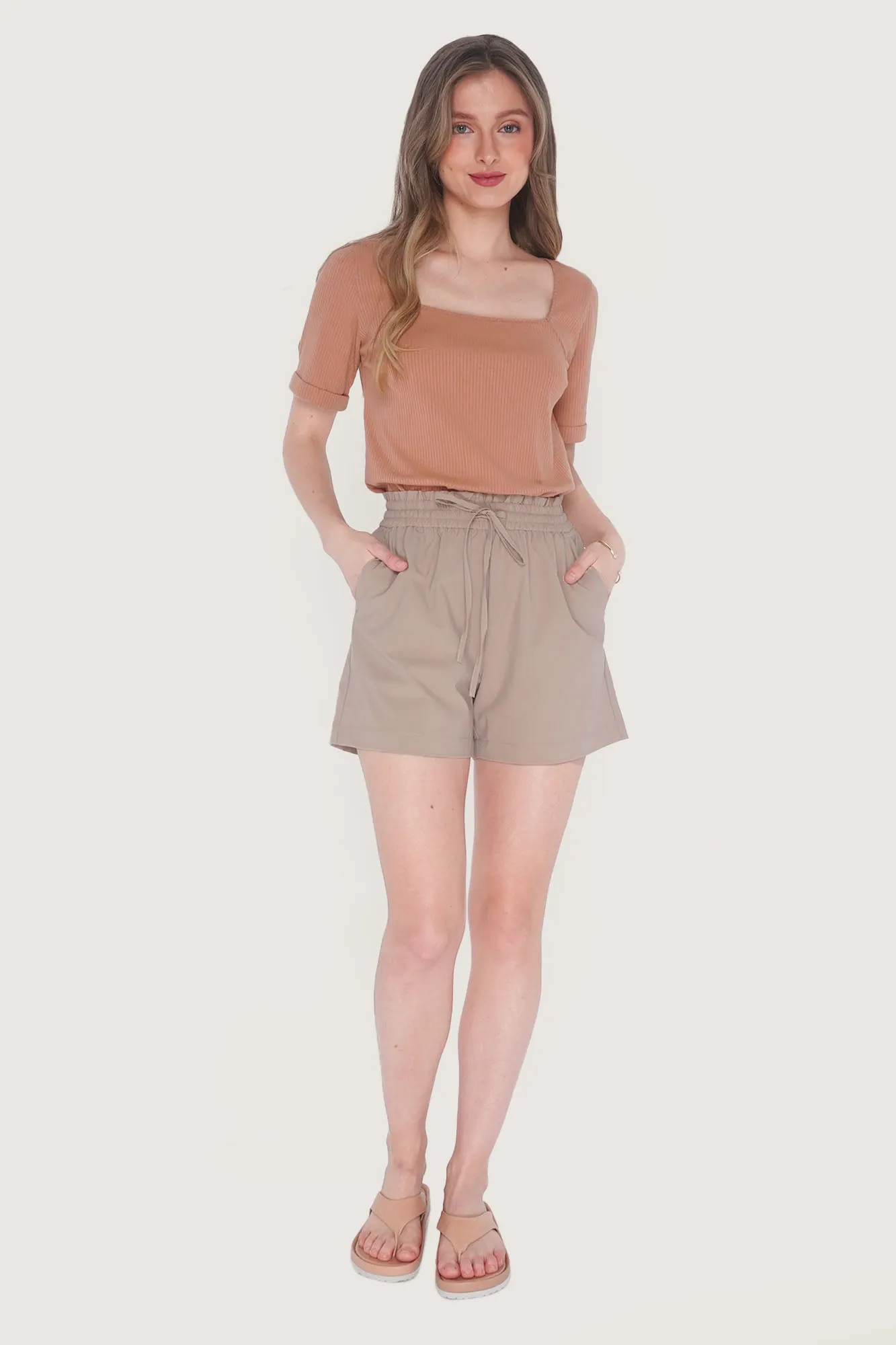 Lightweight Drawstring Pull Up shorts