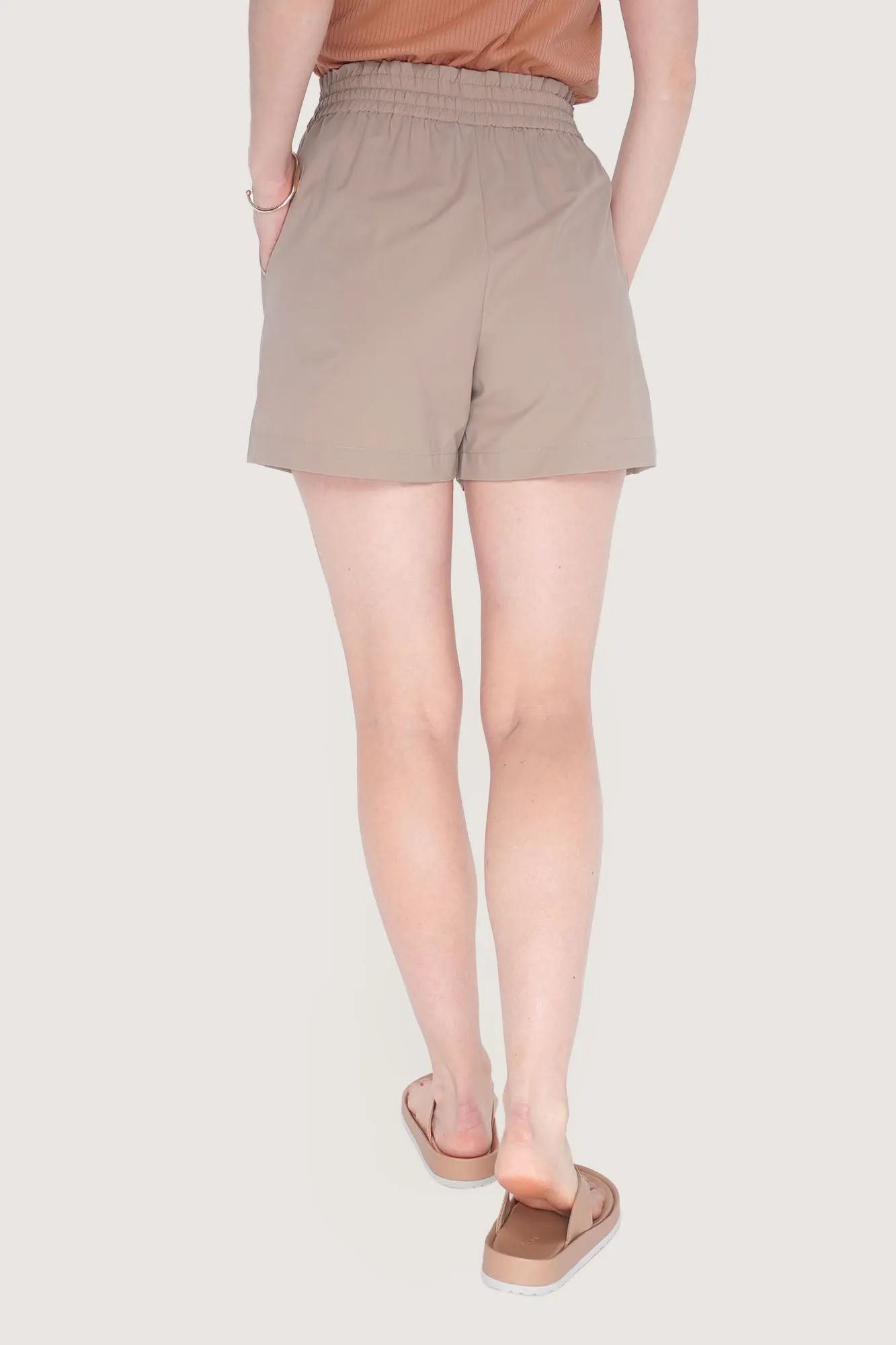Lightweight Drawstring Pull Up shorts