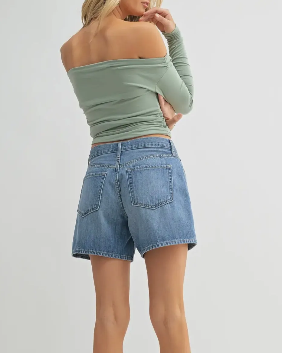 Lightweight Short