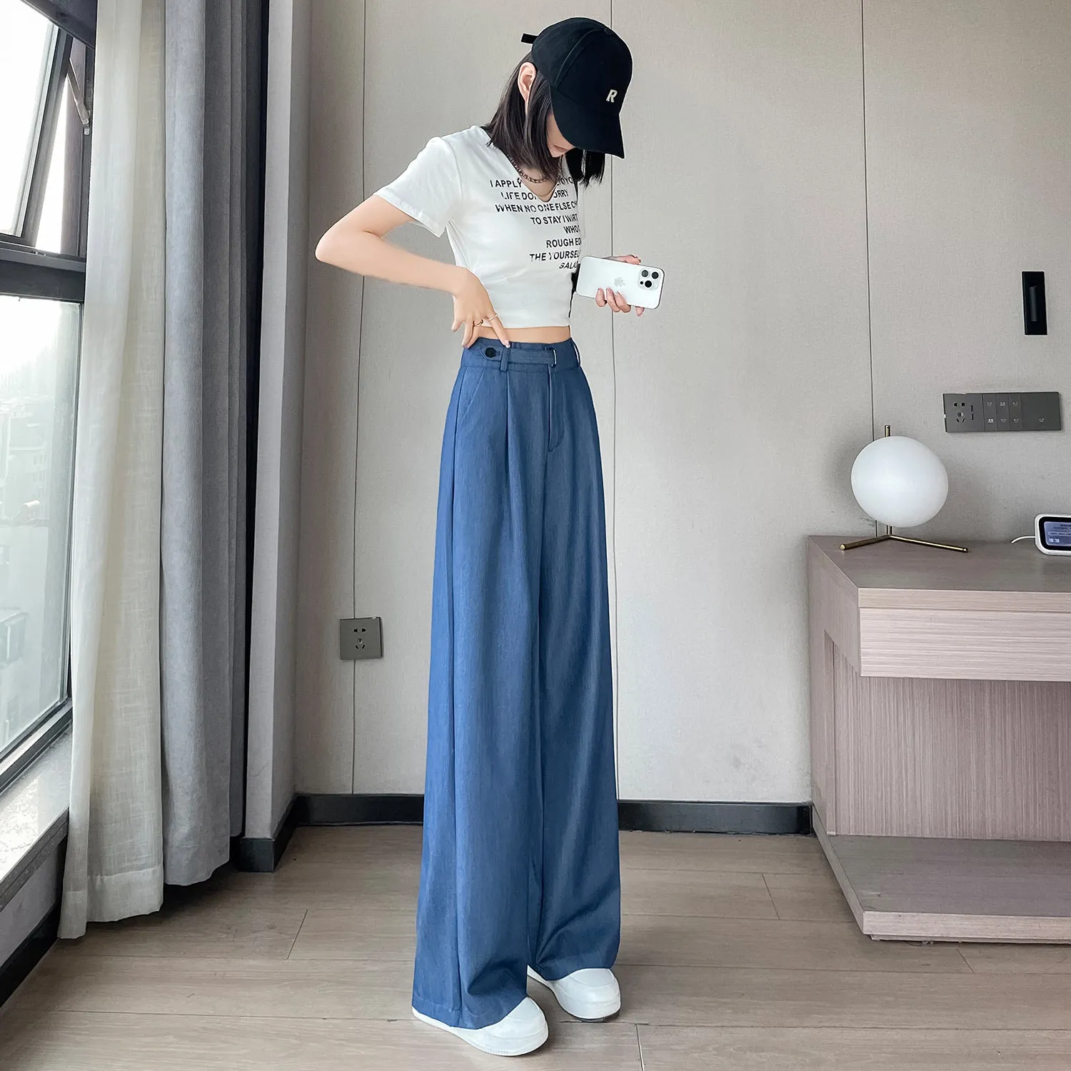 Lightweight Solid Color Straight-Leg Pants with Simple Design for Women