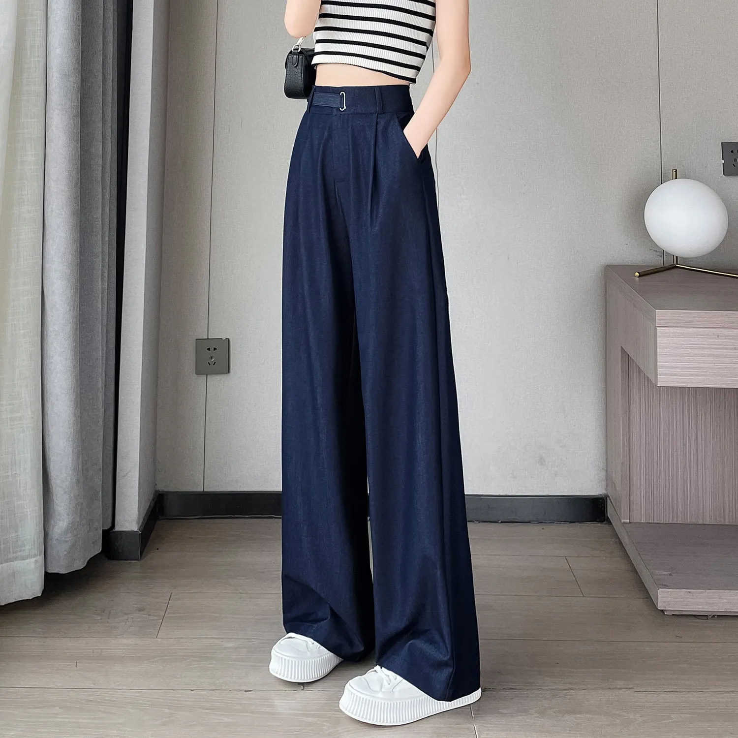 Lightweight Solid Color Straight-Leg Pants with Simple Design for Women