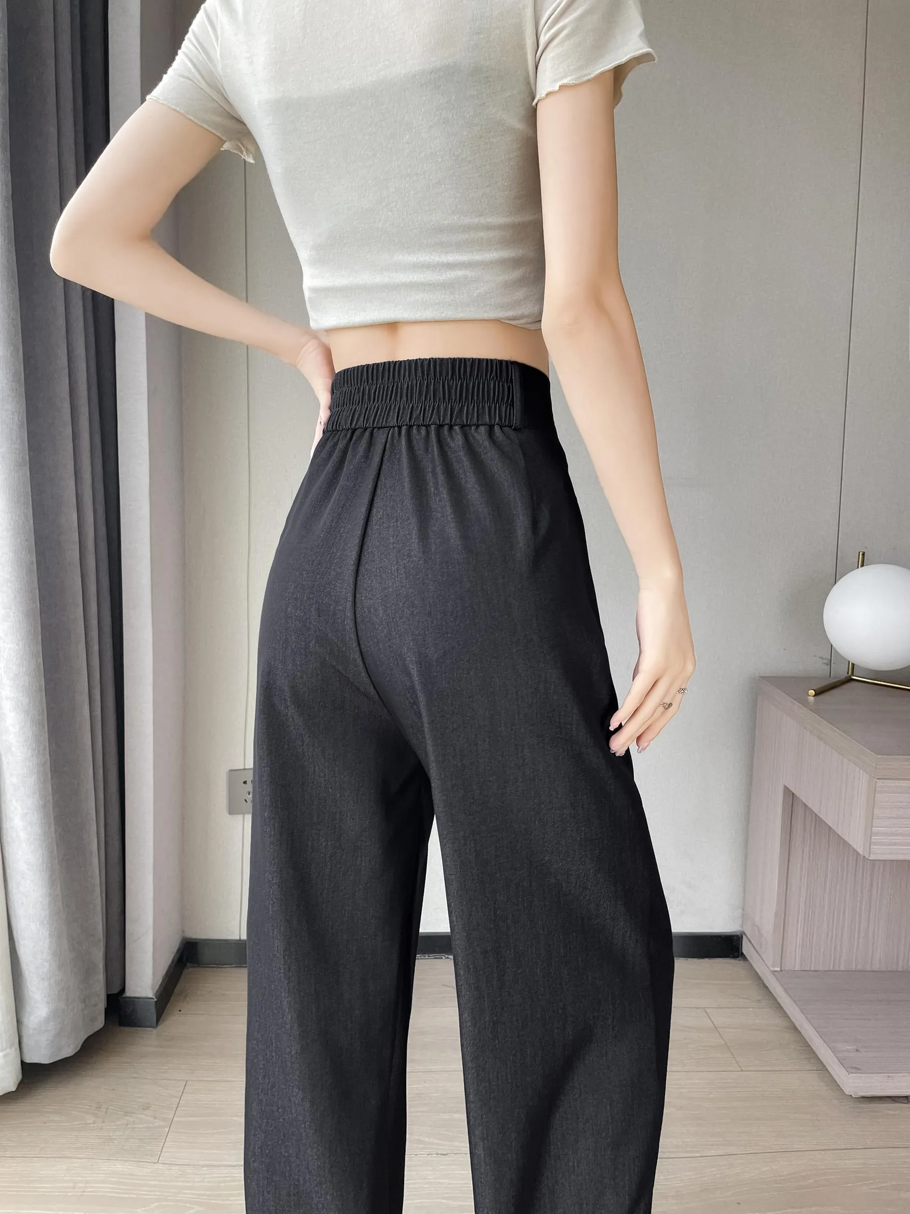 Lightweight Solid Color Straight-Leg Pants with Simple Design for Women