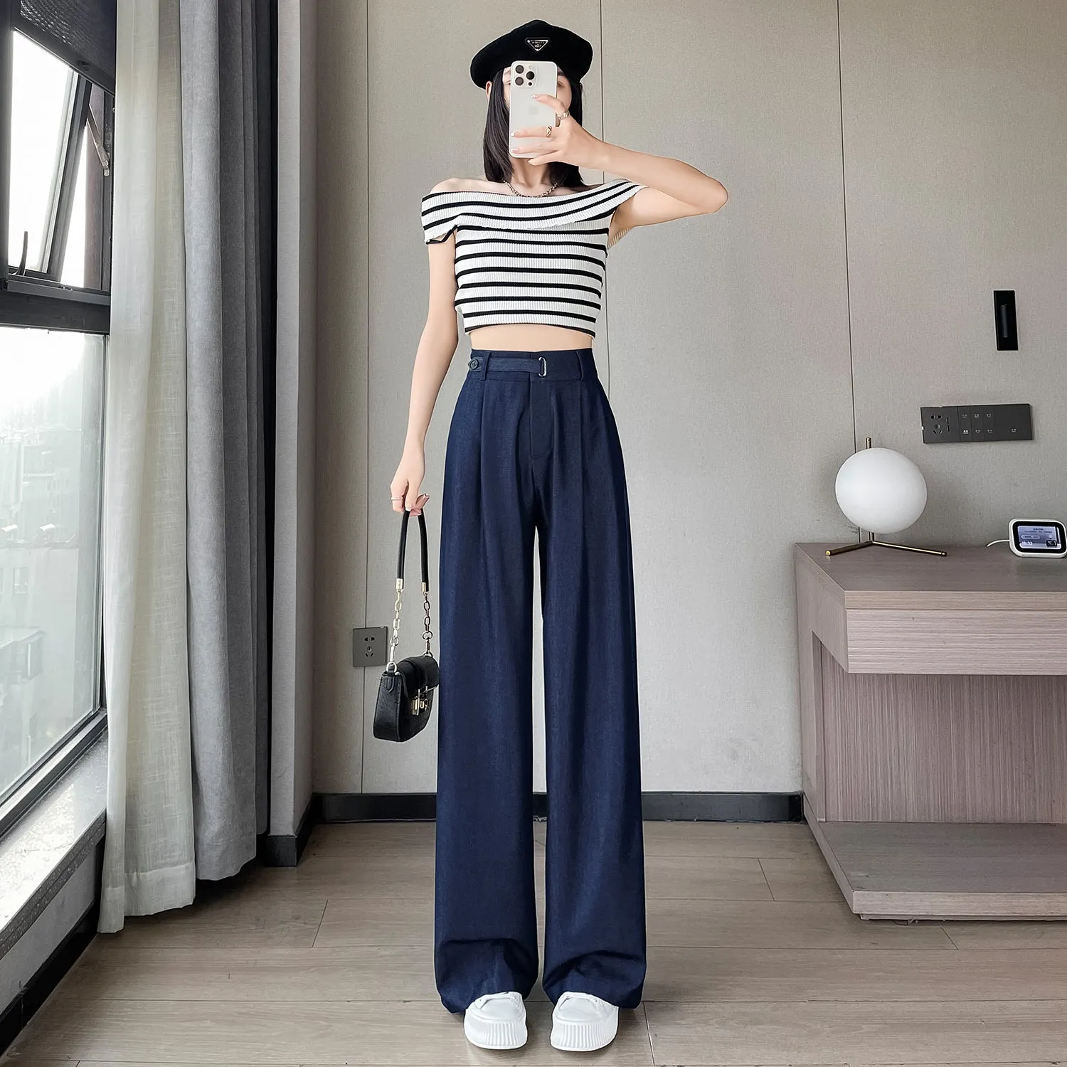 Lightweight Solid Color Straight-Leg Pants with Simple Design for Women