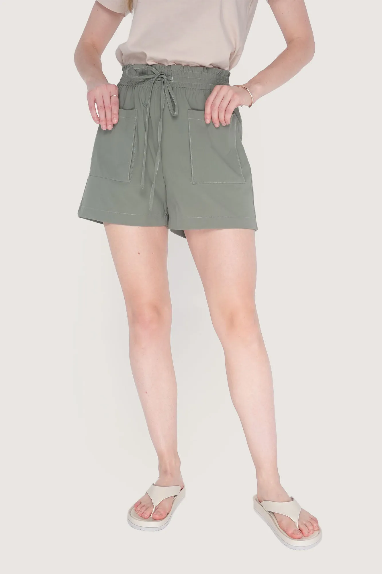 Lightweight Square Pocket Pull Up Shorts