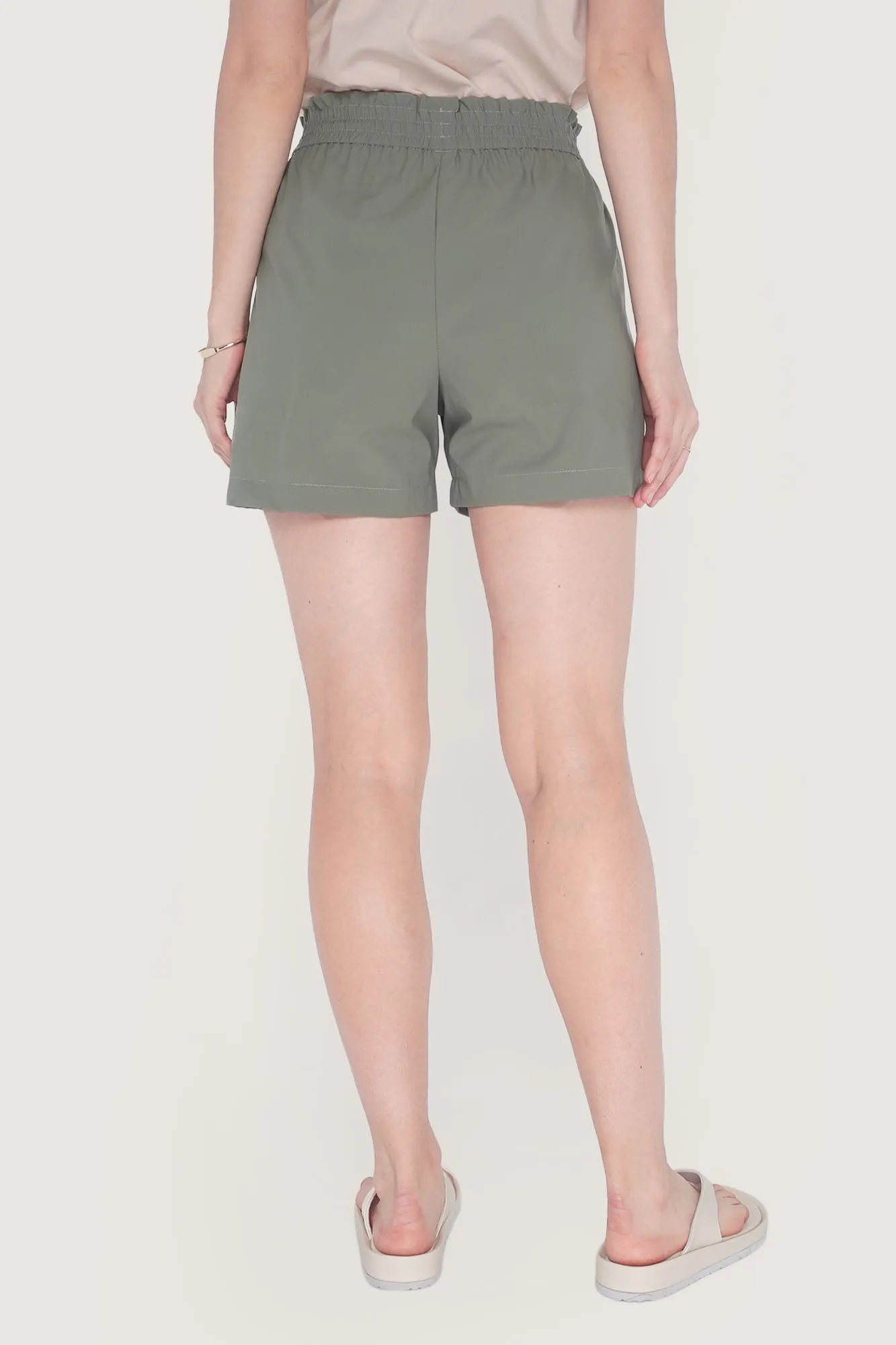 Lightweight Square Pocket Pull Up Shorts