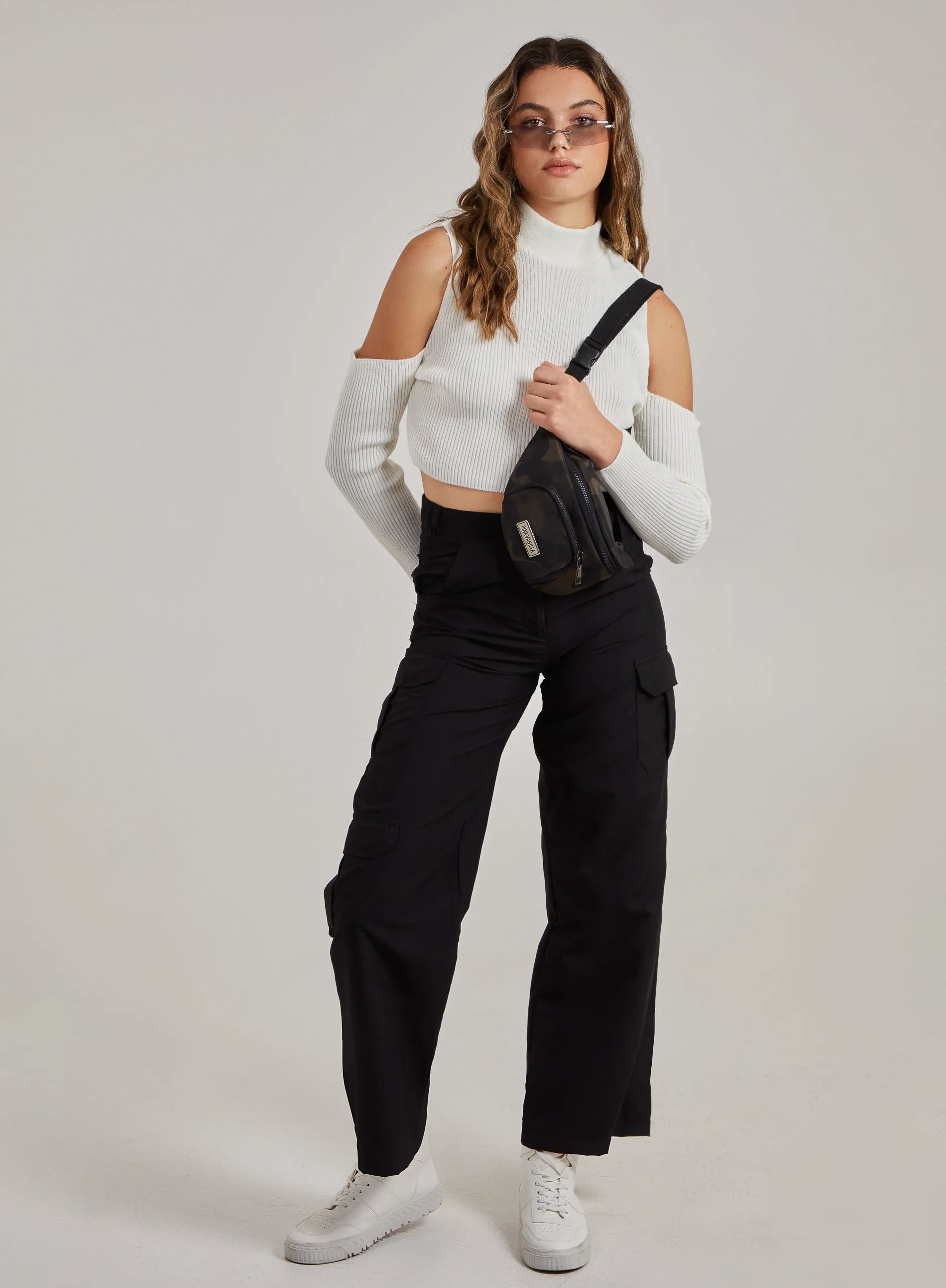 Long Sleeve Cut Out Knitted Top