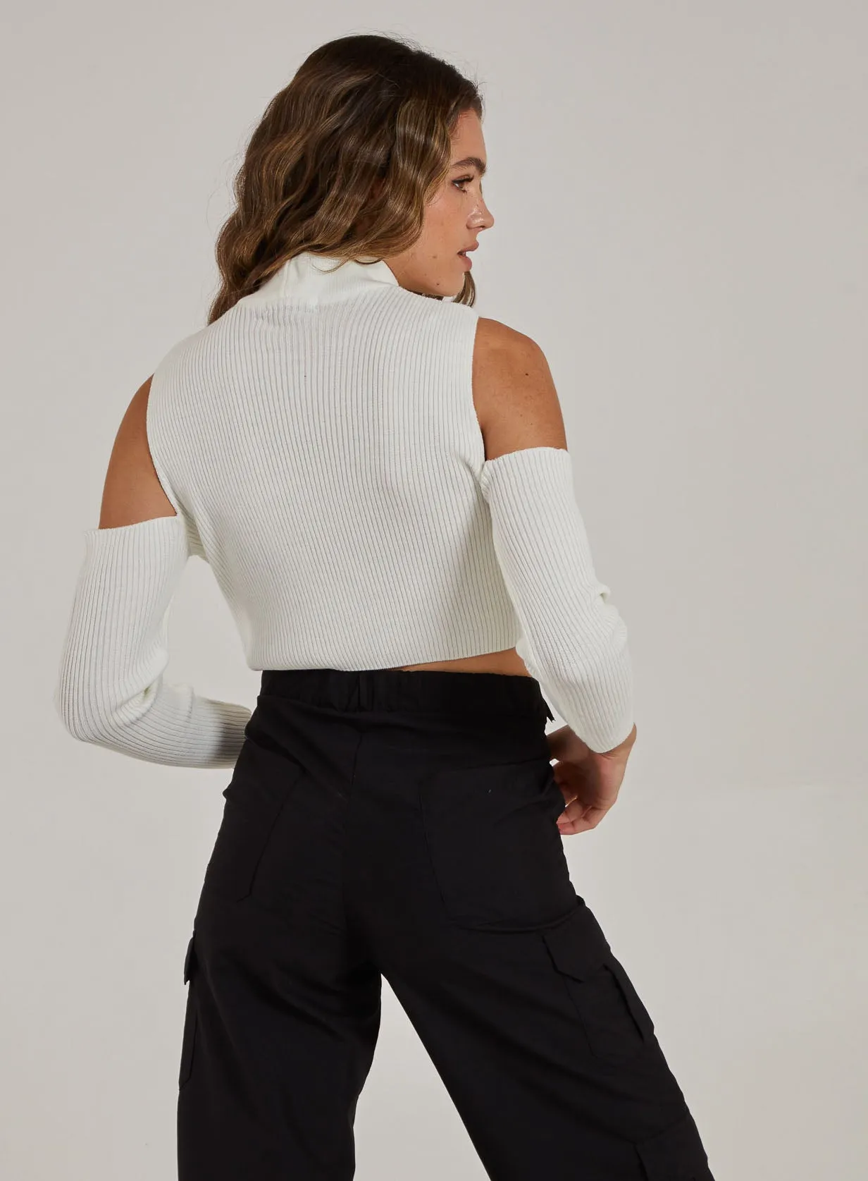Long Sleeve Cut Out Knitted Top