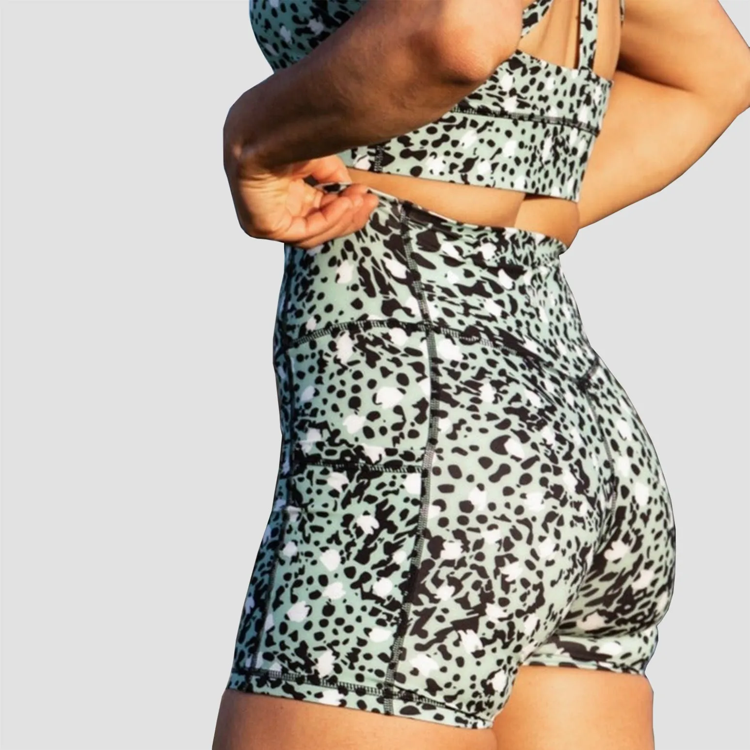 LUXE RANGE GREEN  SHORTS