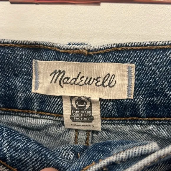Madewell The Perfect Jean Short.  Size 27