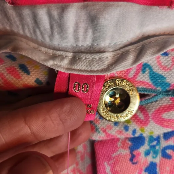 NWT Lilly Pulitzer Buttercup Knit Shorts Flock Full Of Fun, Size 00