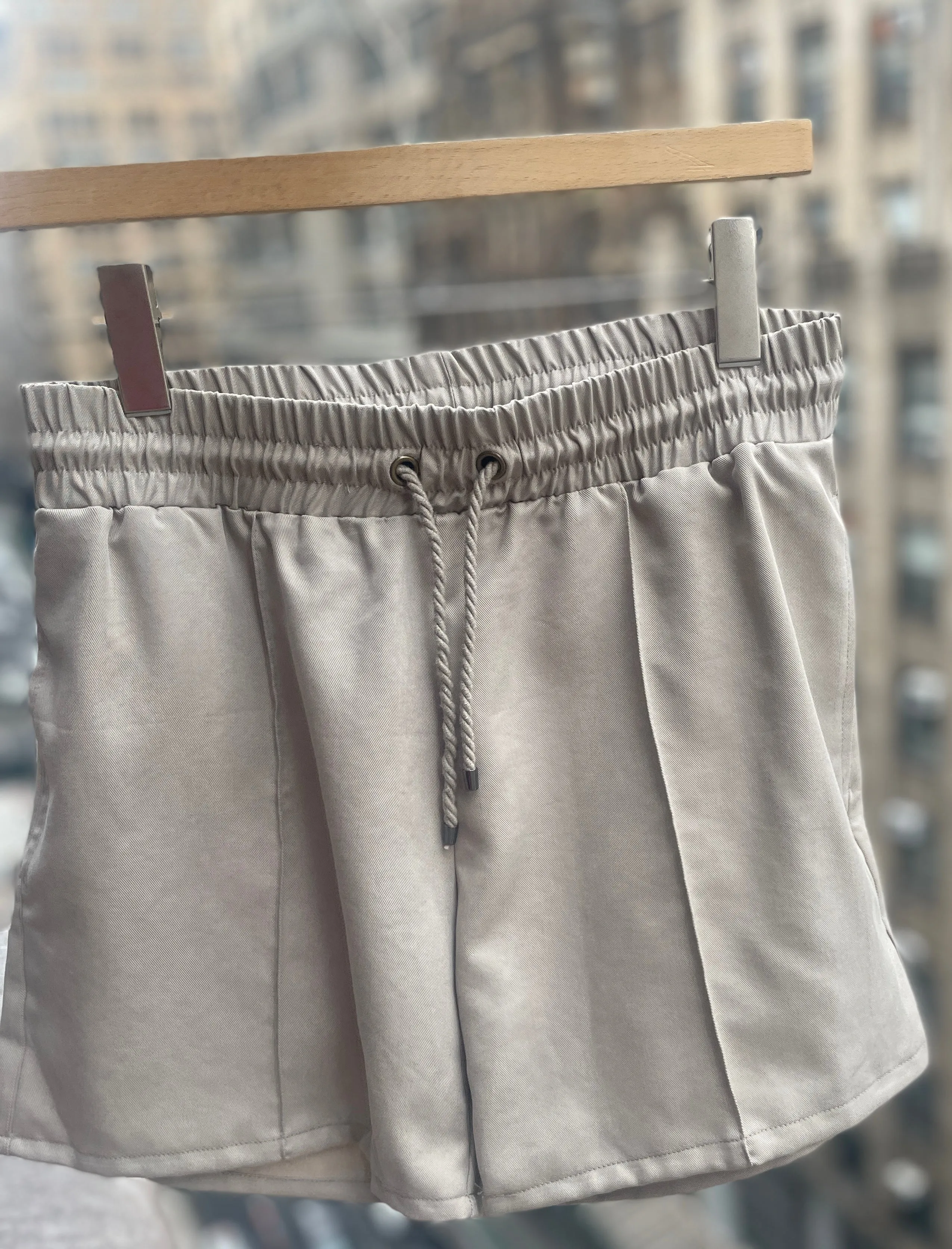 Pin Tuck Short