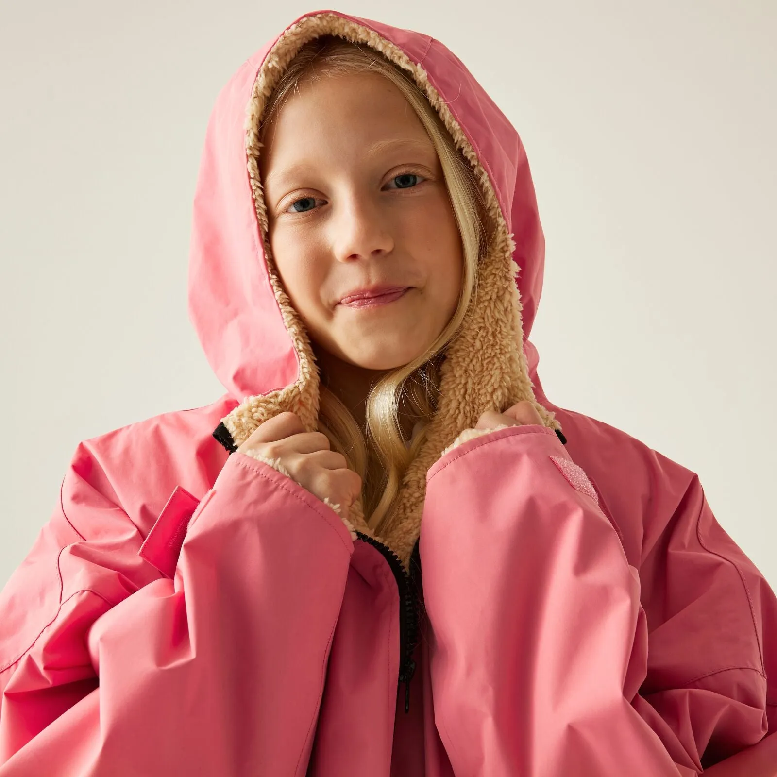Regatta Kids Spirit Of Adventure Waterproof Changing Robe