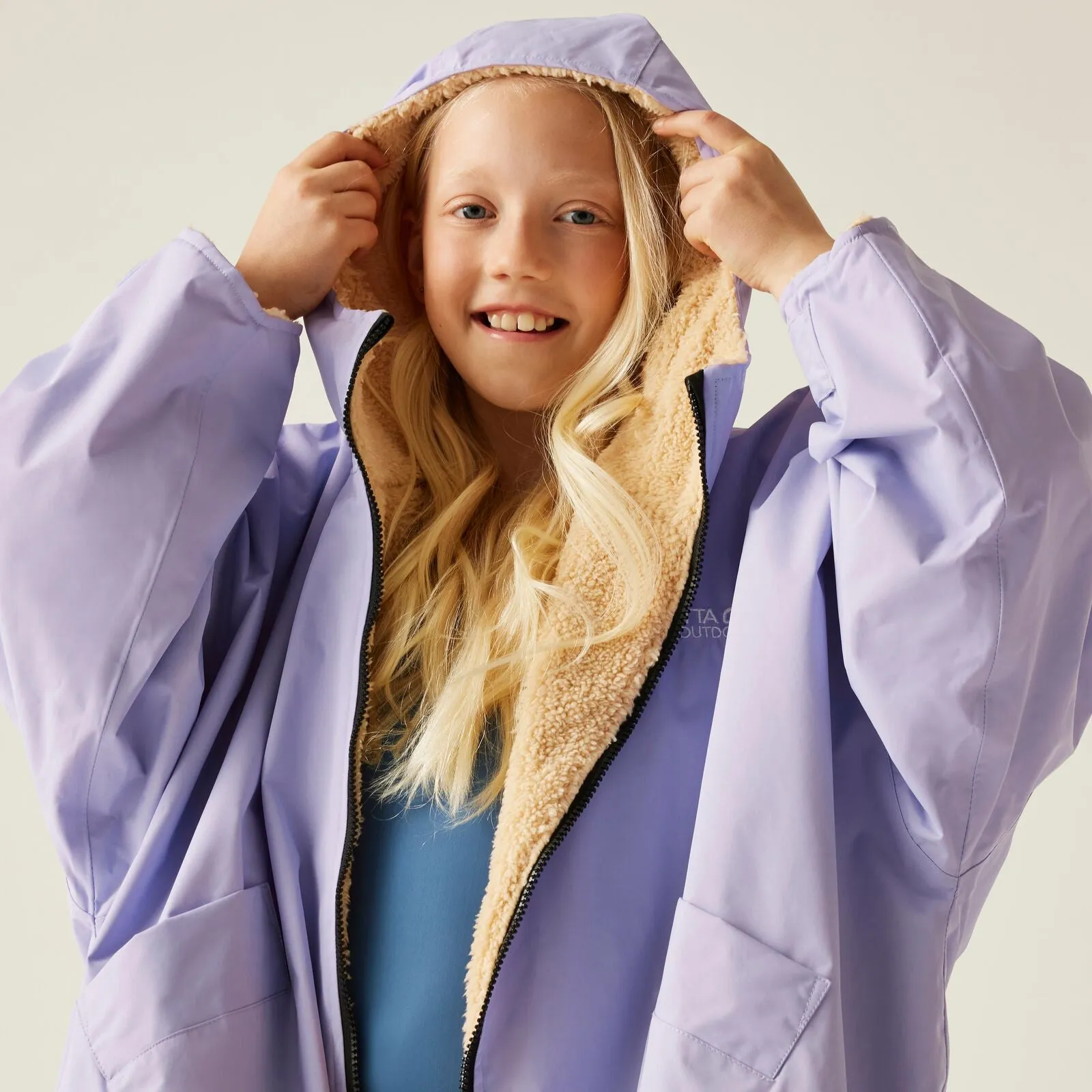 Regatta Kids Spirit Of Adventure Waterproof Changing Robe