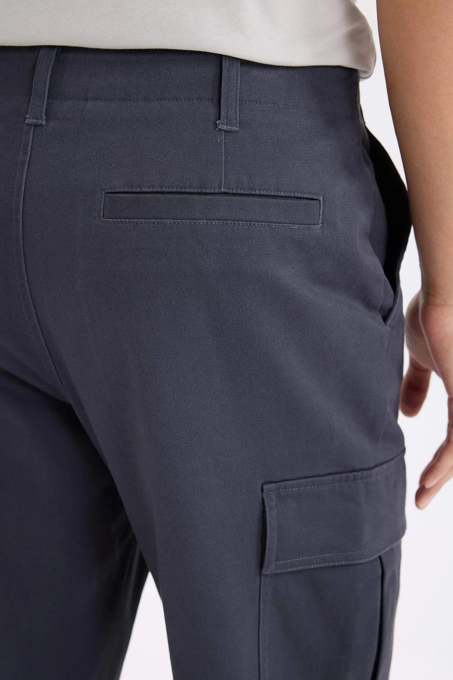 Relax Fit Pocket Straight Leg Cargo Pants