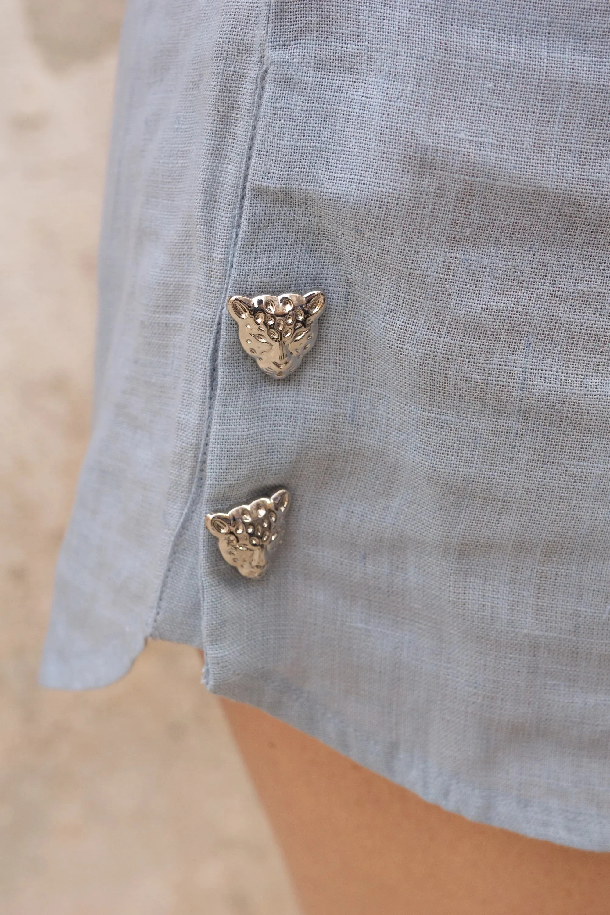 SHORT LINEN LIGHT BLUE