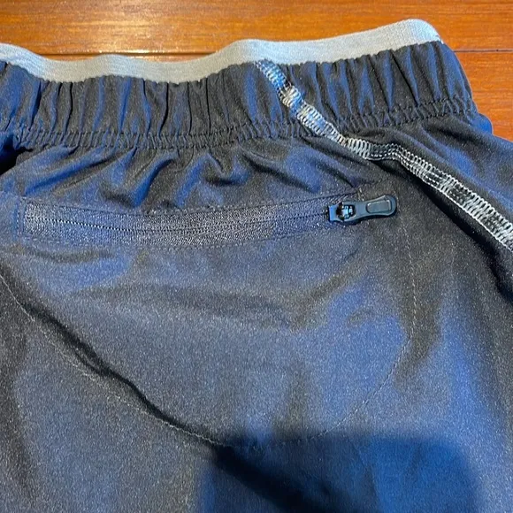 Smartwool PhD black tennis skirt with interior wool shorts Large