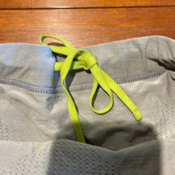 Smartwool PhD black tennis skirt with interior wool shorts Large