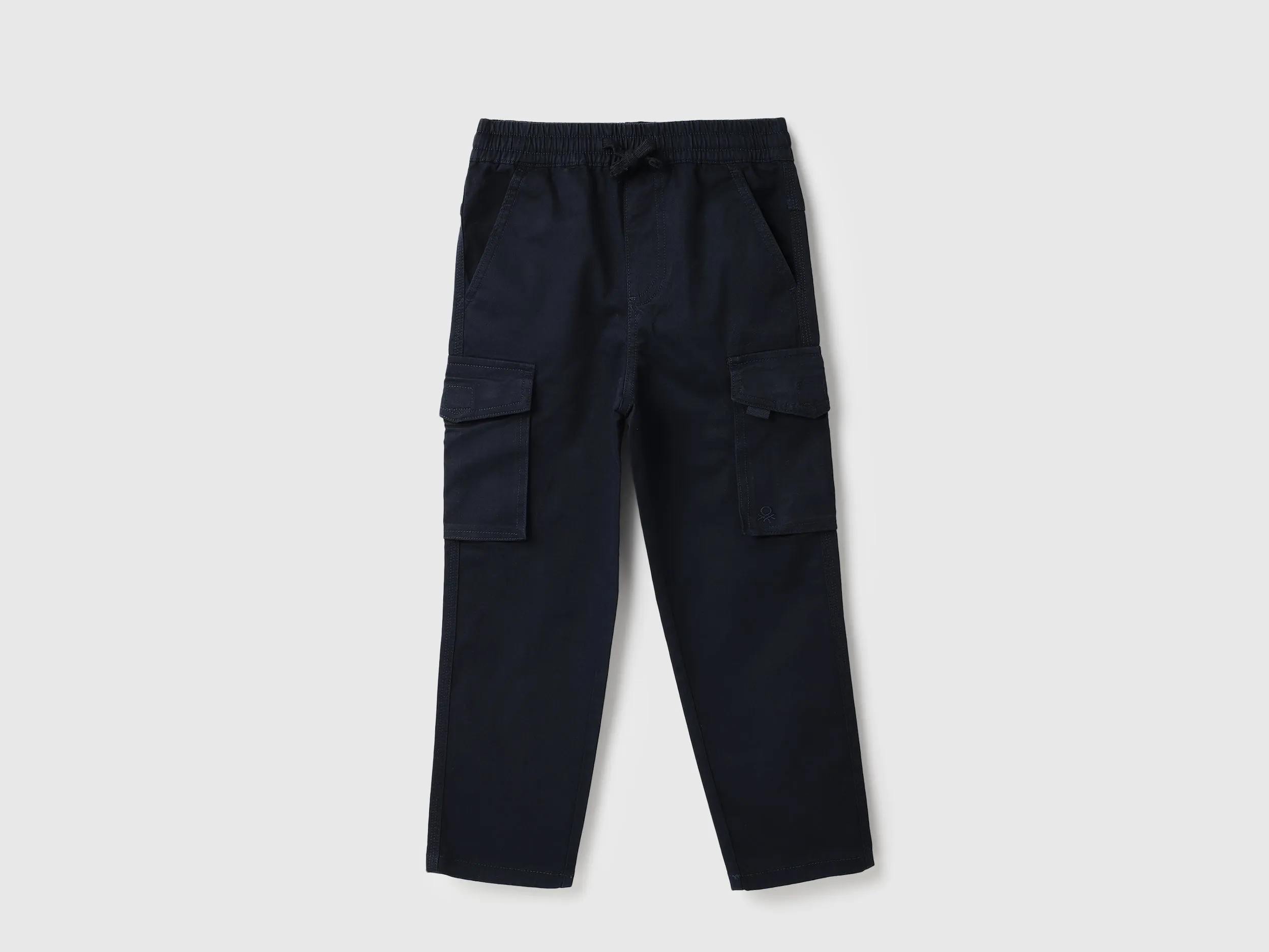 Solid Regular Fit Cargo Trousers