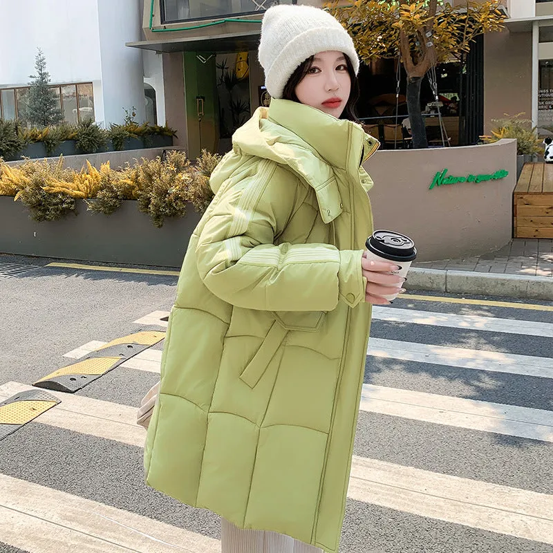 Stylish Hooded Puffer Coat with Water-Resistant and Padded Features