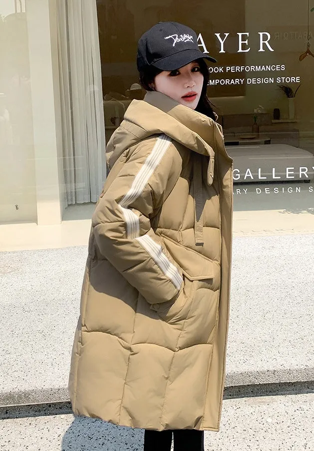 Stylish Hooded Puffer Coat with Water-Resistant and Padded Features