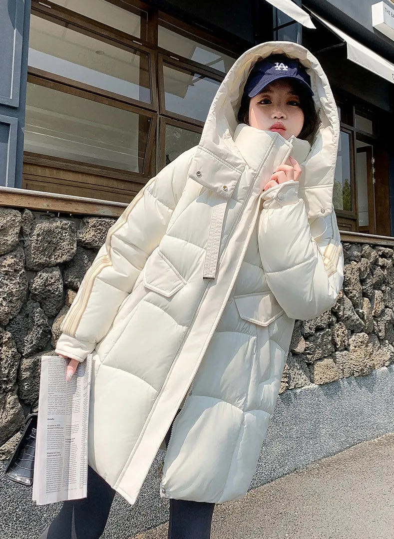 Stylish Hooded Puffer Coat with Water-Resistant and Padded Features