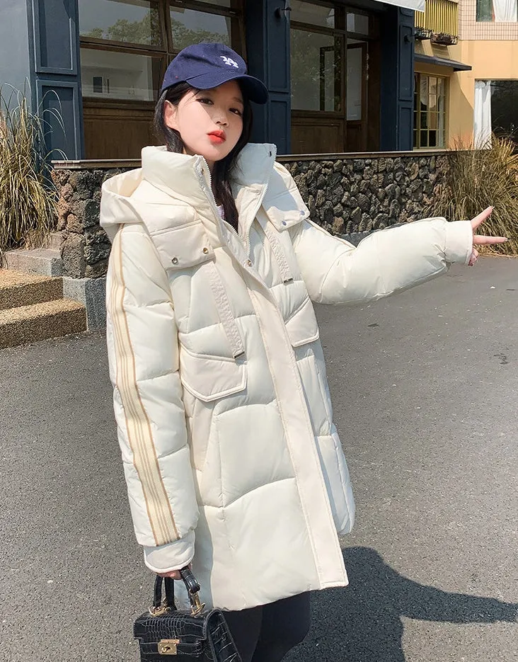 Stylish Hooded Puffer Coat with Water-Resistant and Padded Features