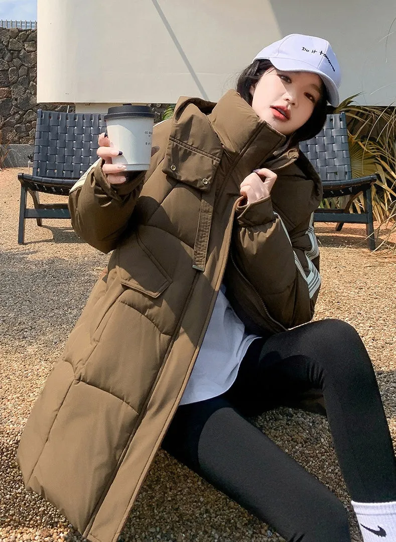 Stylish Hooded Puffer Coat with Water-Resistant and Padded Features