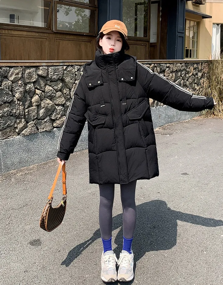 Stylish Hooded Puffer Coat with Water-Resistant and Padded Features