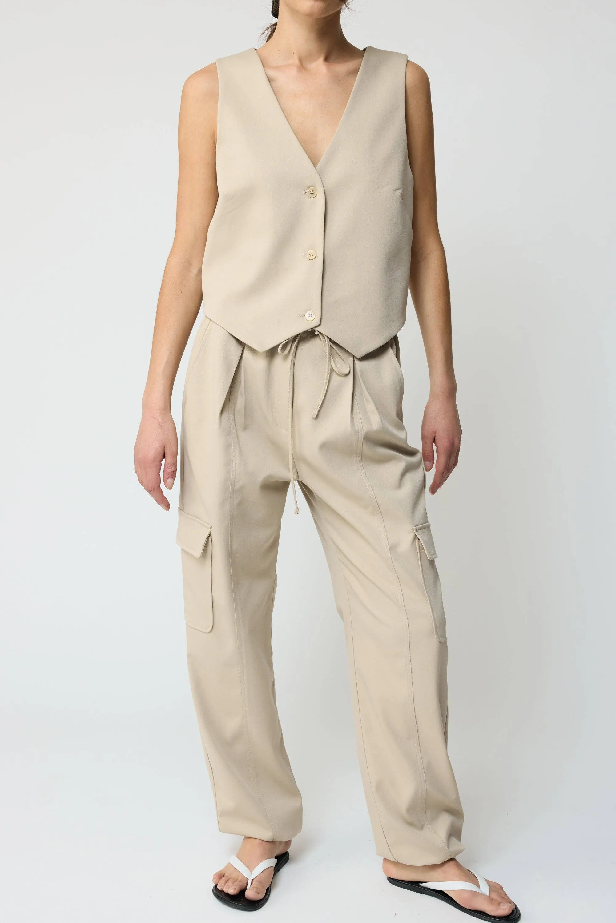 The Cargo Pants in Pebble