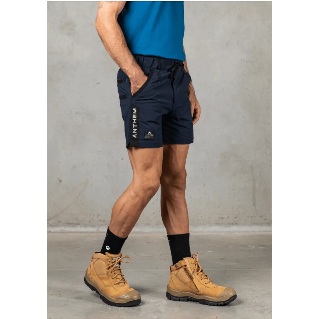 Triumph Short