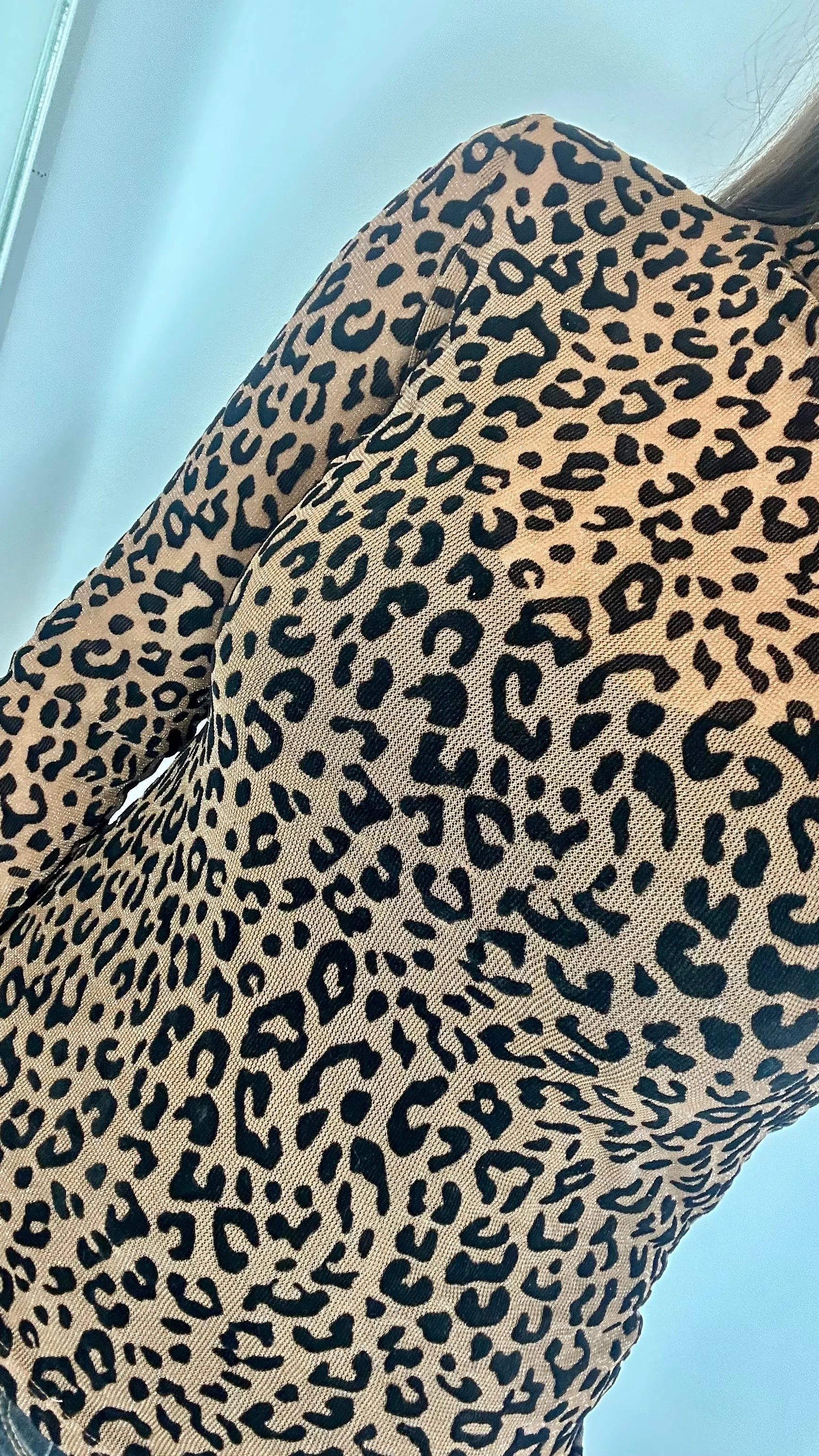 VELVET LEOPARD TOP