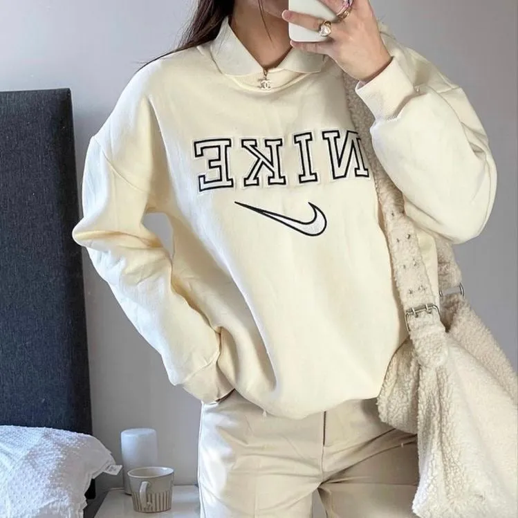 Vintage 80s inspired Vanilla cream Sweatshirt