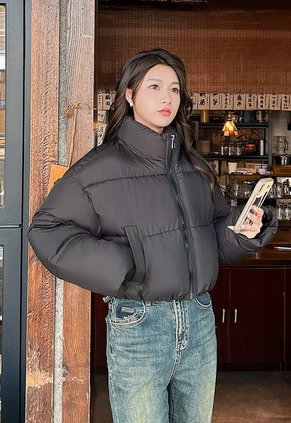 Water-resistant and Windproof Solid Color Quilted Puffer Jacket for Women